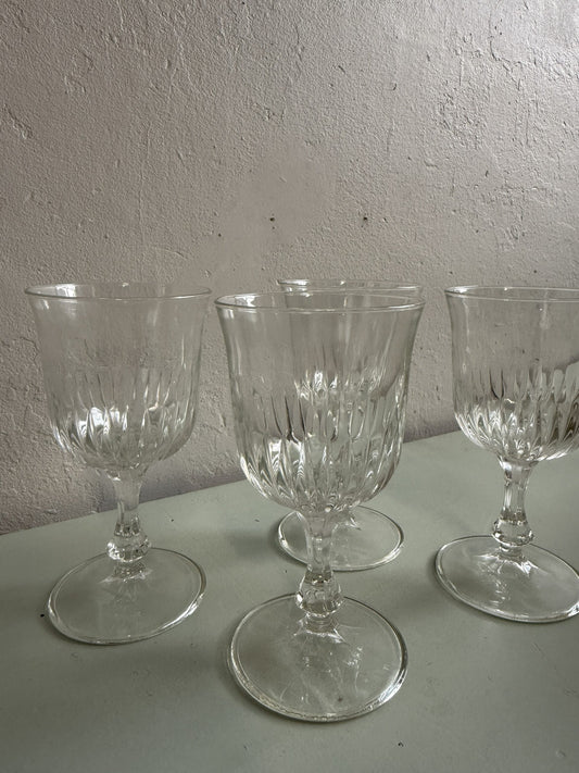 Verres à pied en verre ciselé - lot de 6