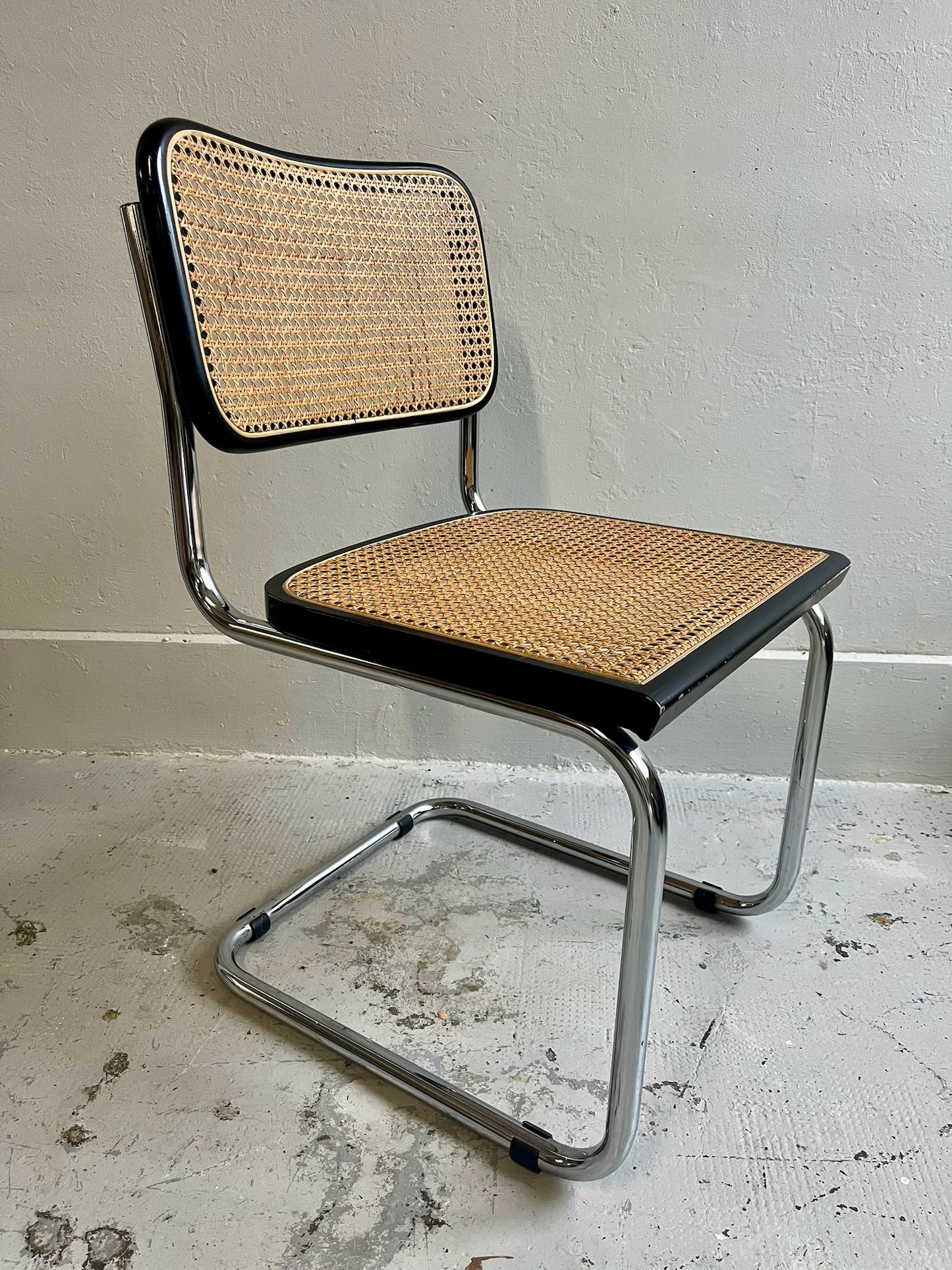 Chaises d’inspiration Marcel Breuer B32/ Cesca