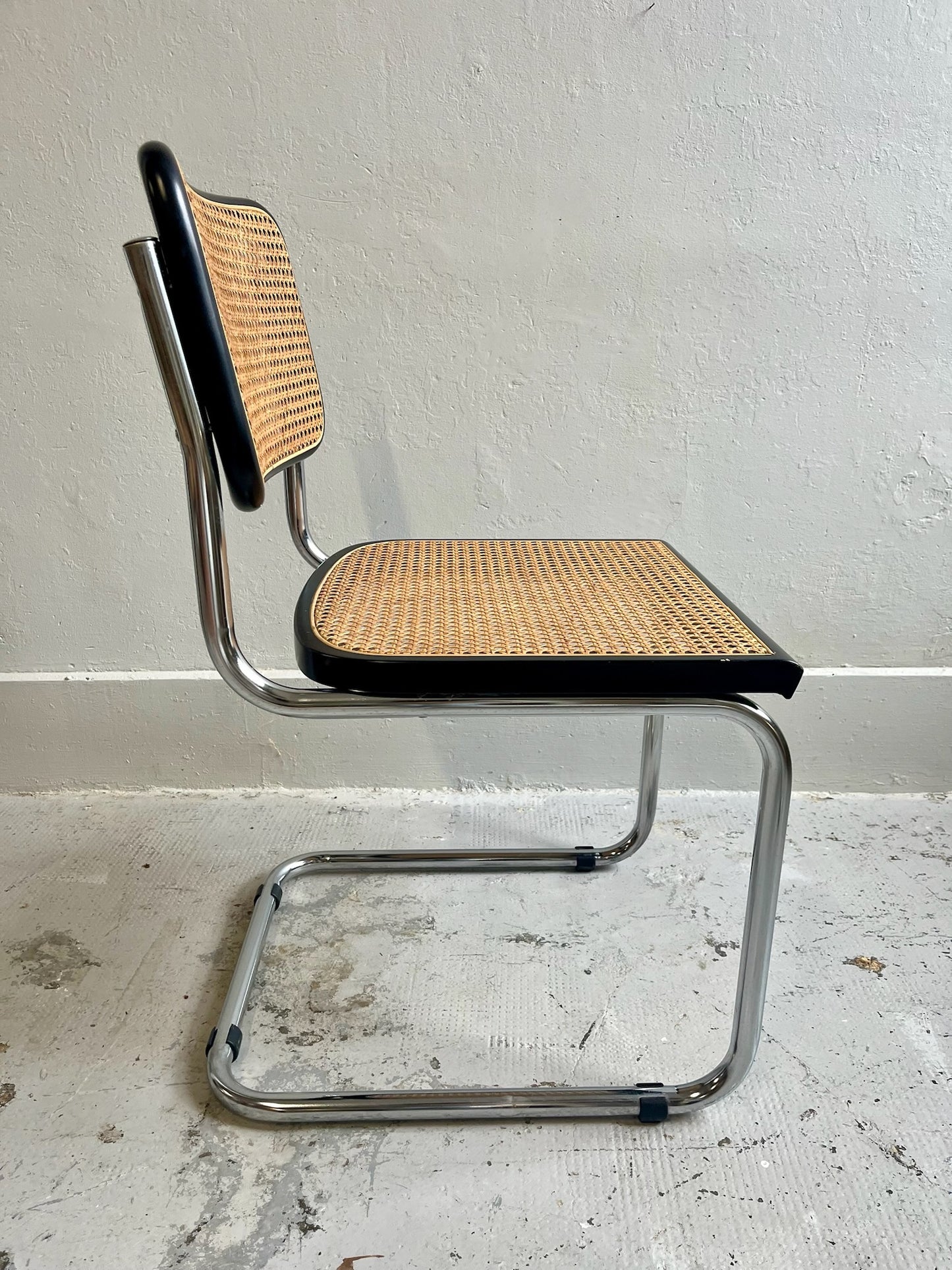 Chaises d’inspiration Marcel Breuer B32/ Cesca