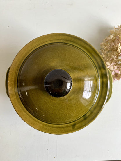 Terrine en grès olive