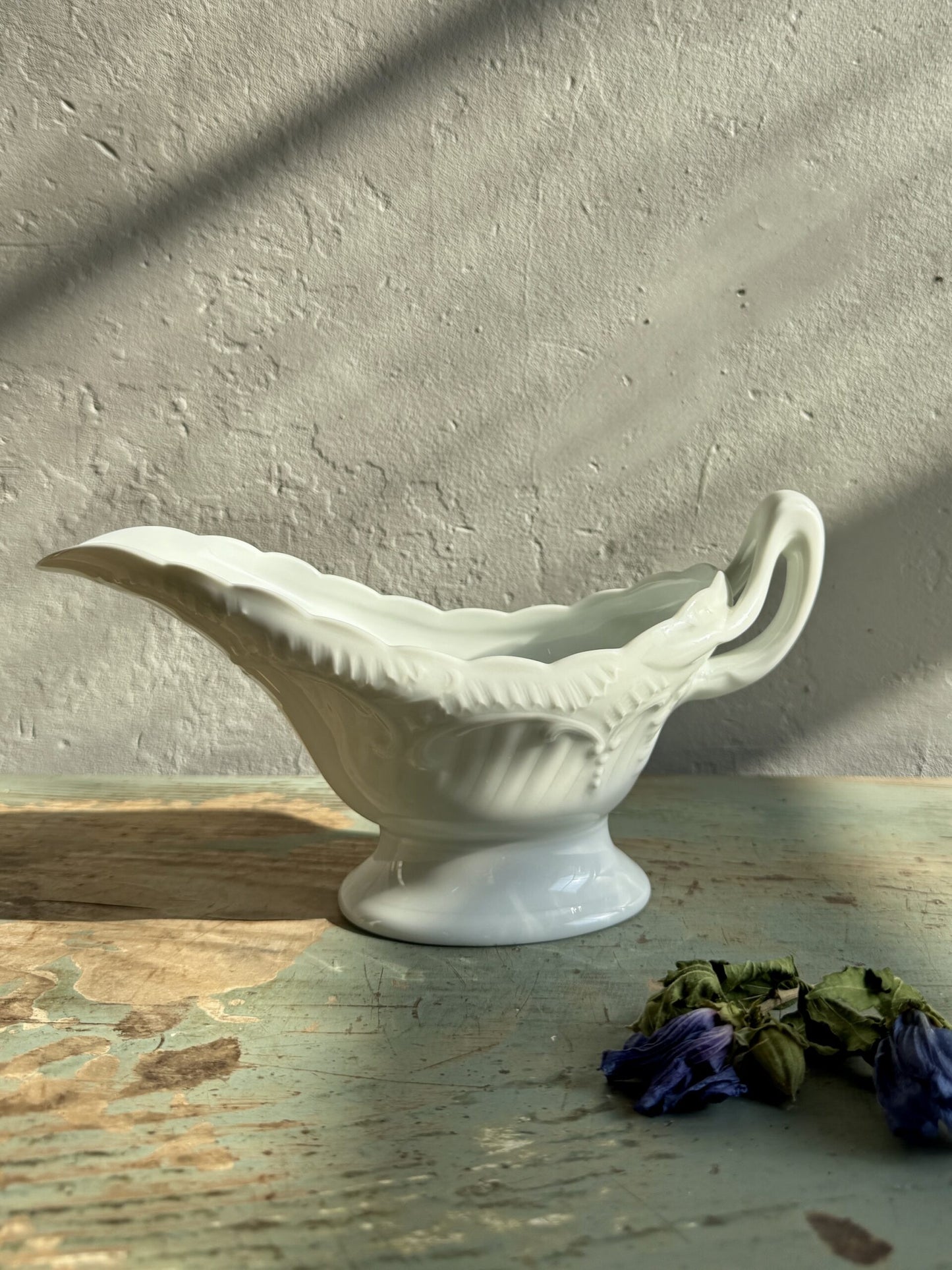 Saucière en porcelaine de Limoges