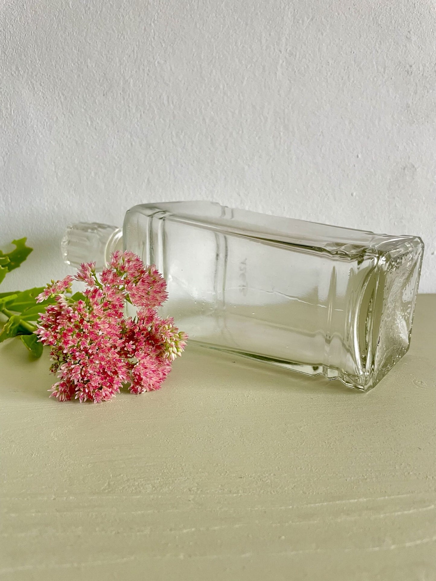 Carafe en verre avec bouchon