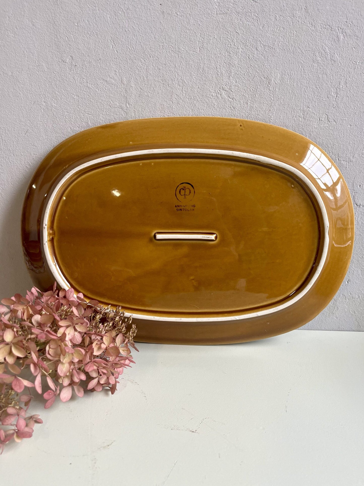 Plat de présentation grand modèle