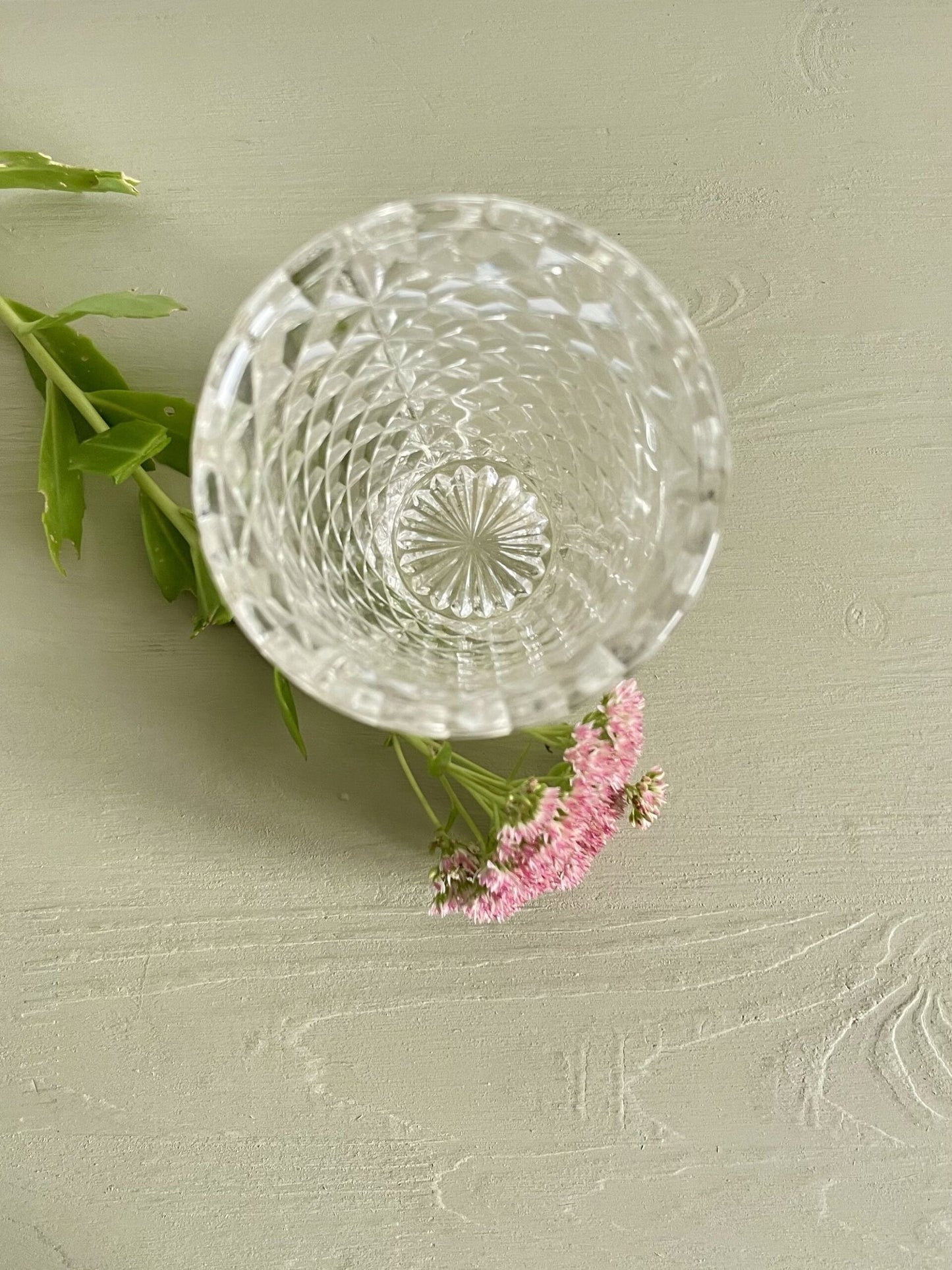 Vase en verre ciselé 3