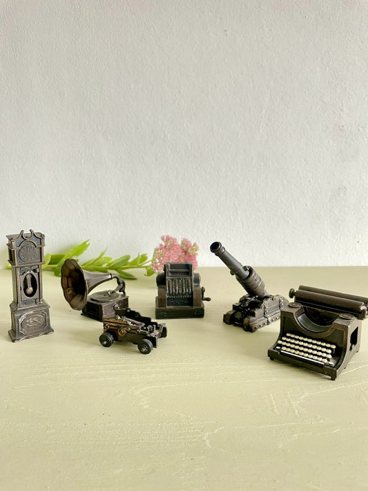Taille-crayons vintage en métal