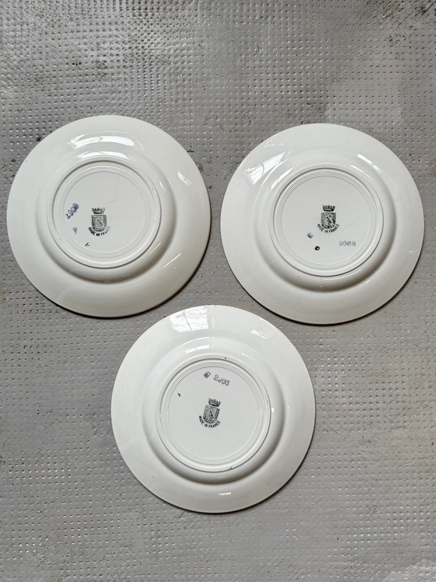 3 assiettes semi-creuses Saint-Amand