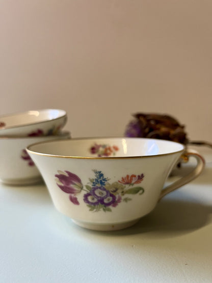 Tasses en porcelaine de l’Ancienne Fabrique Royale de Limoges - lot de 3