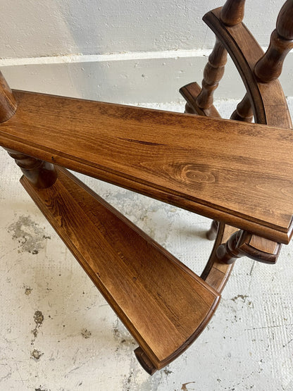 Escalier de bibliothèque ancien