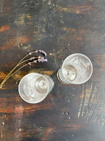 2 coupes en cristal ciselé