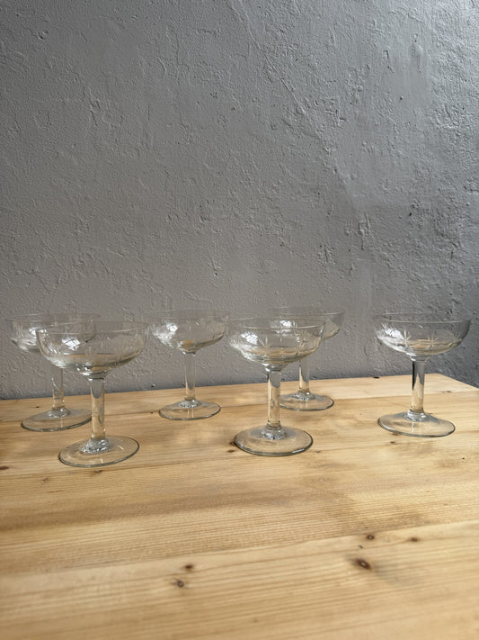 Lot de 5 coupes gravées en cristal
