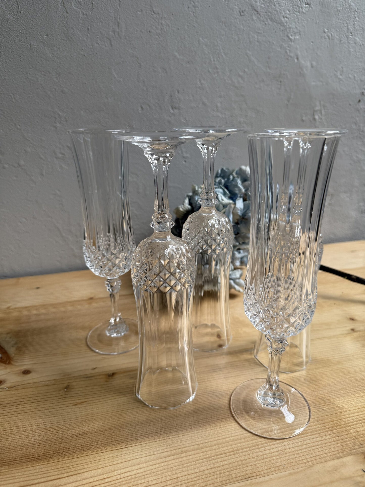 ￼ Lot de 5 flûtes modèle Longchamp de Cristal d’Arques
