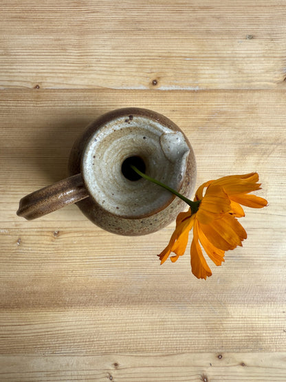 Vase/soliflore en grès avec anse