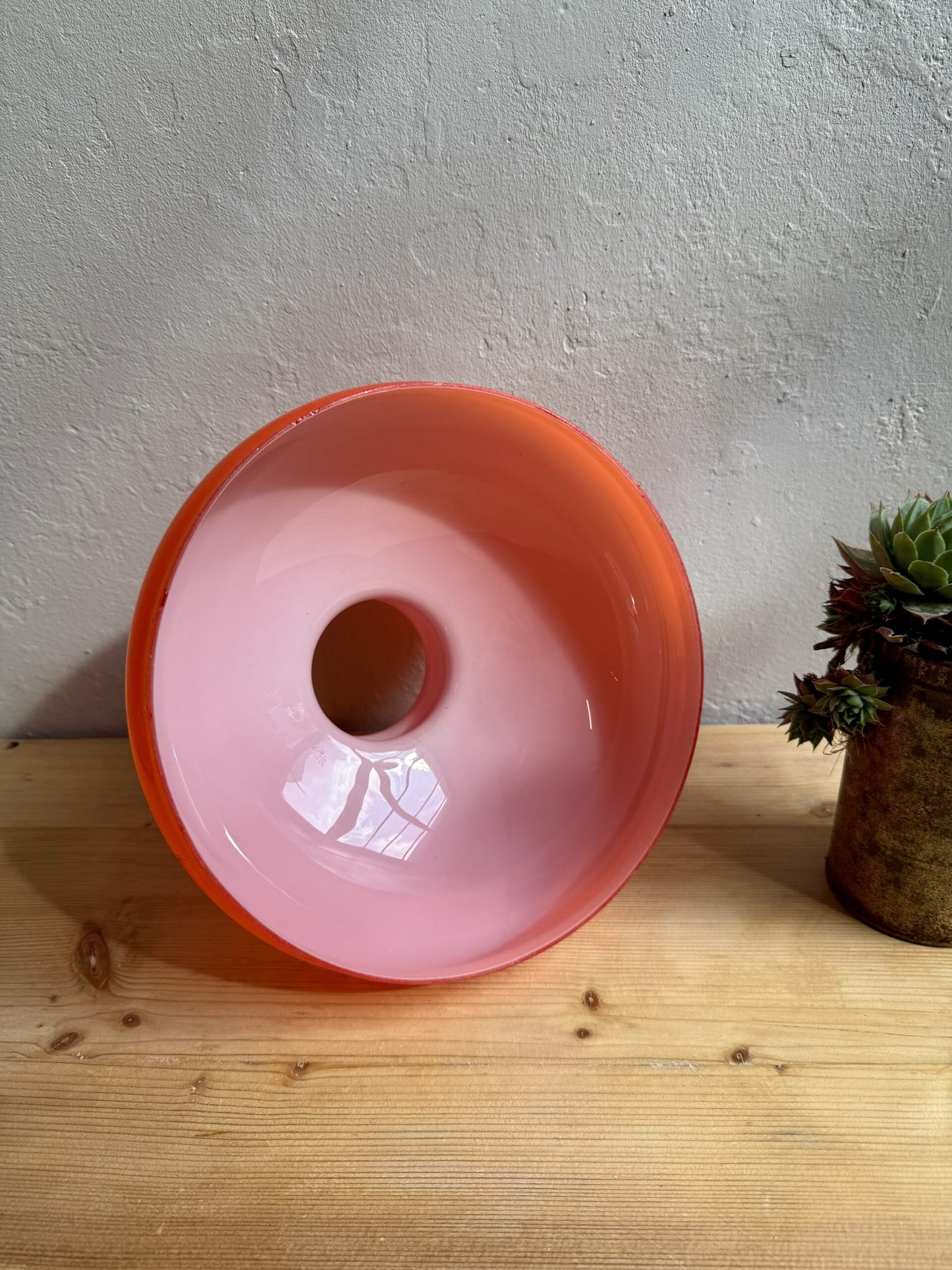 Abat-jour en opaline rouge orangé