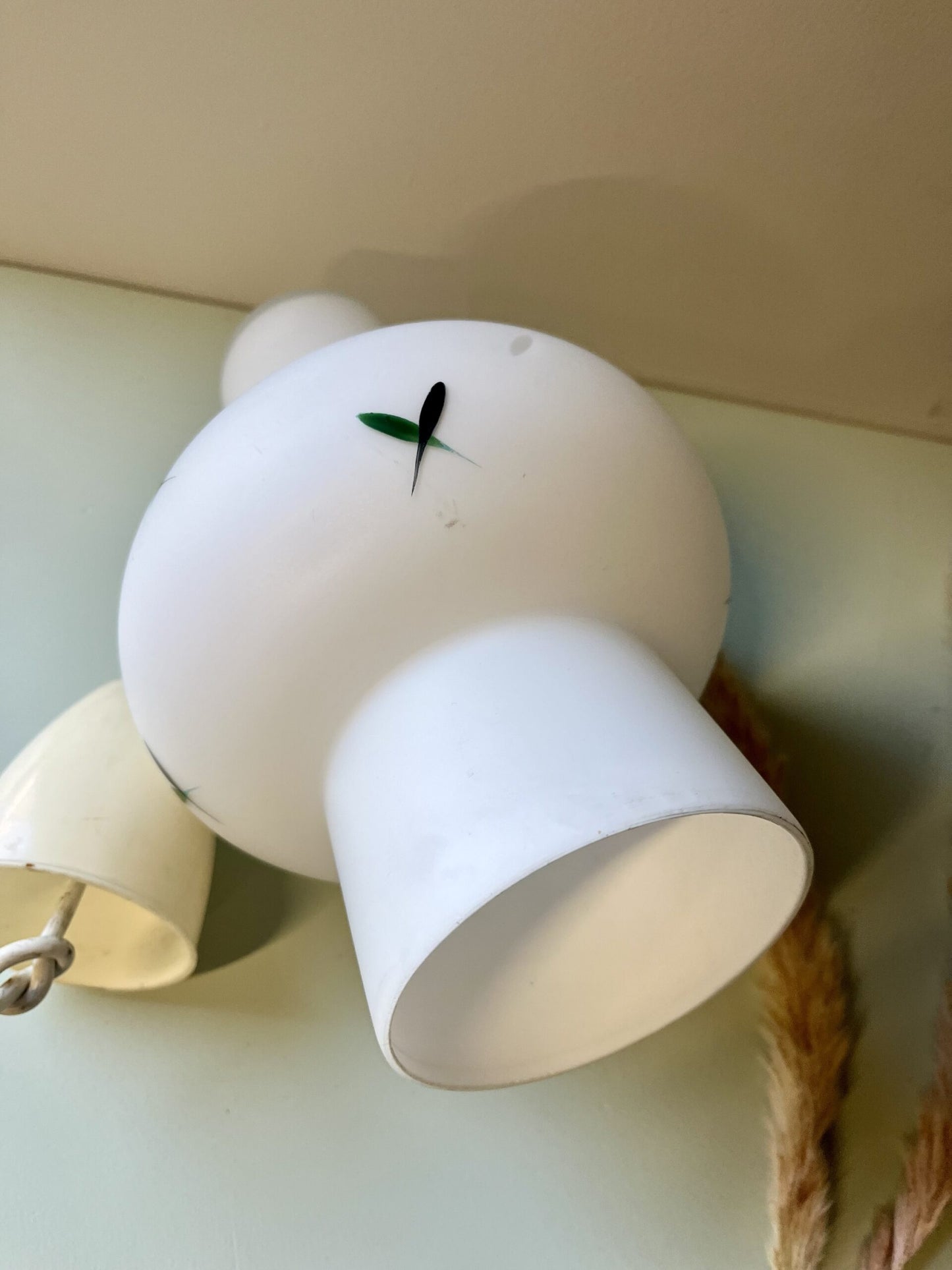 Suspension en opaline