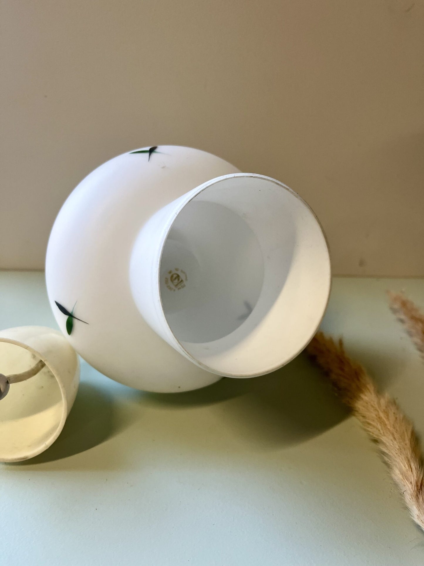 Suspension en opaline