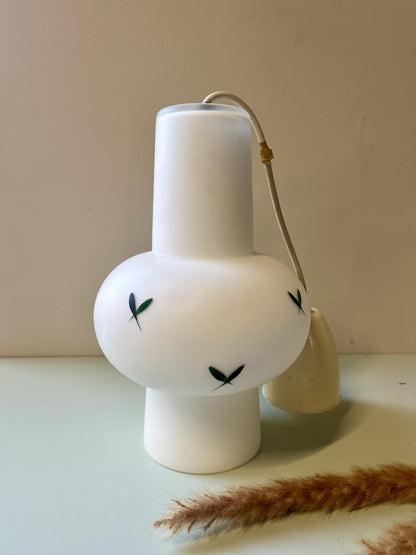 Suspension en opaline