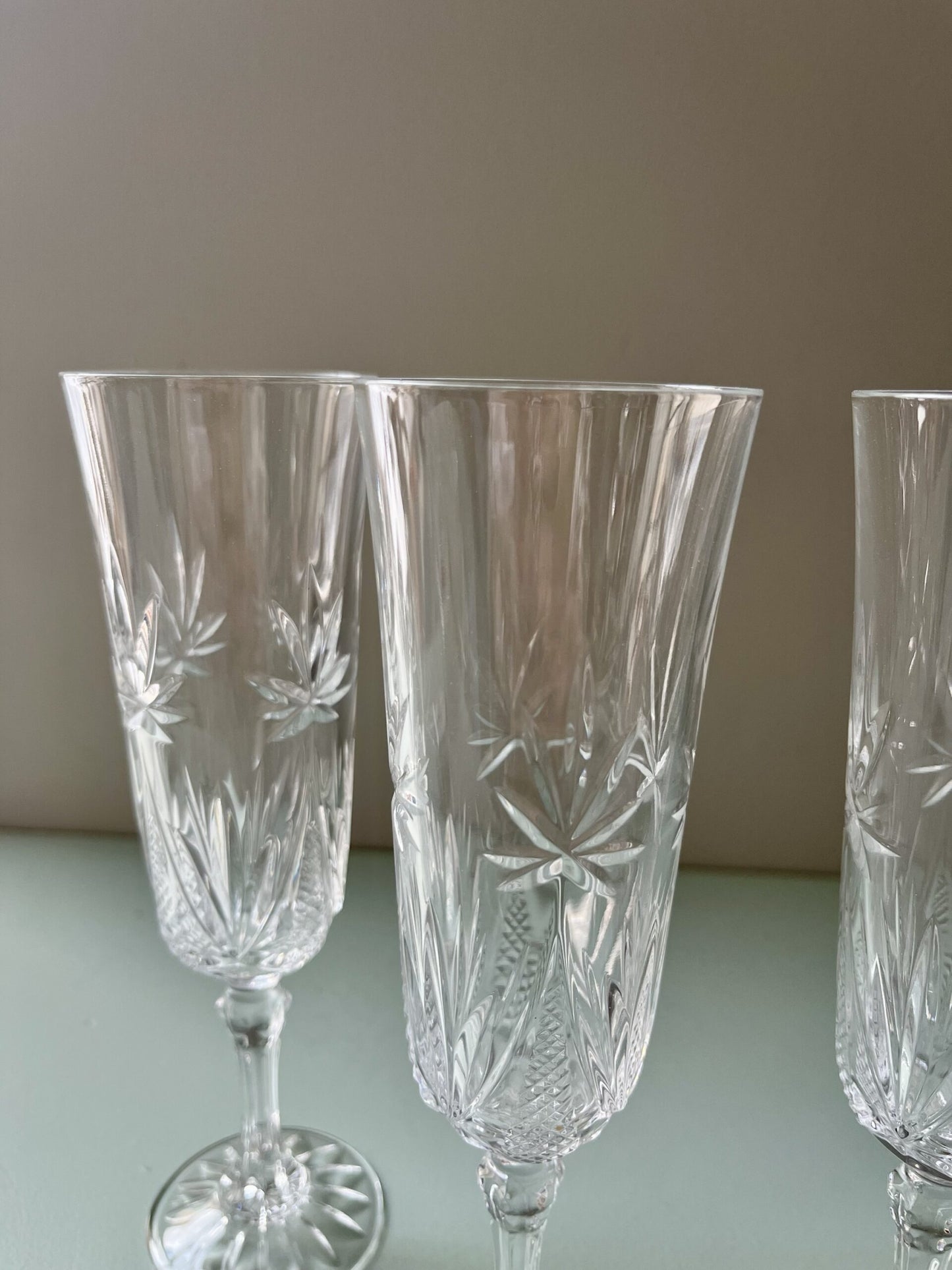 Flûtes en cristal ciselé - lot de 4