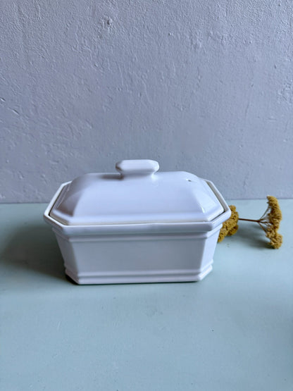 Terrine blanche en faïence