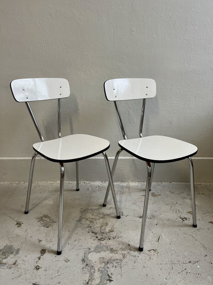 Chaises en Formica blanc x2