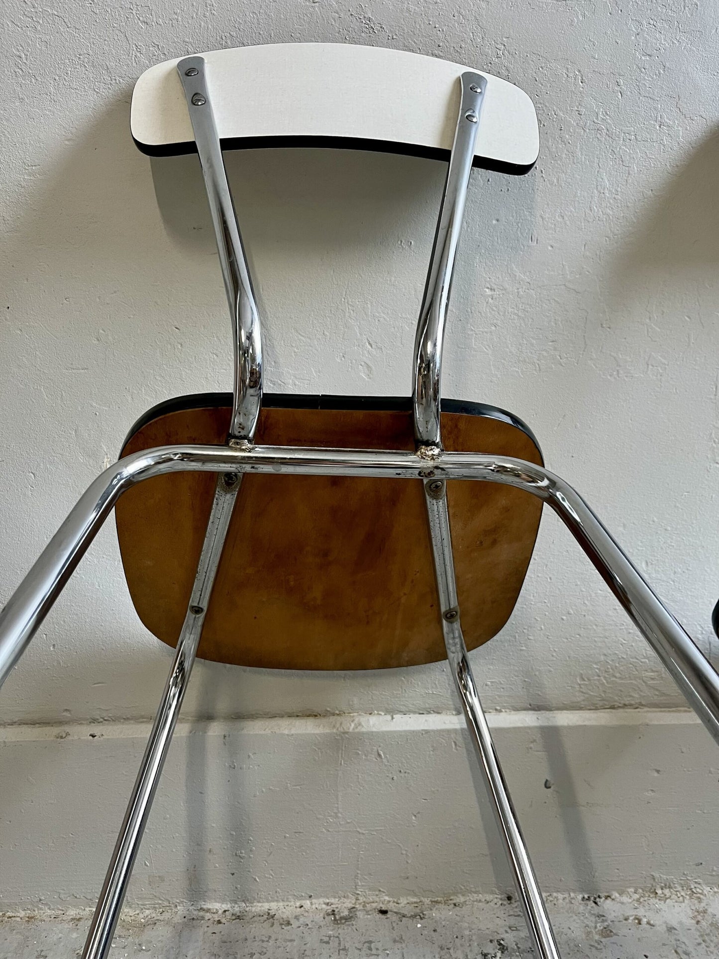 Chaises en Formica blanc x2