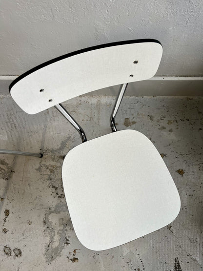 Chaises en Formica blanc x2