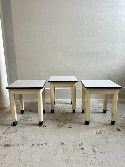 Tabouret vintage en bois et Formica années 50