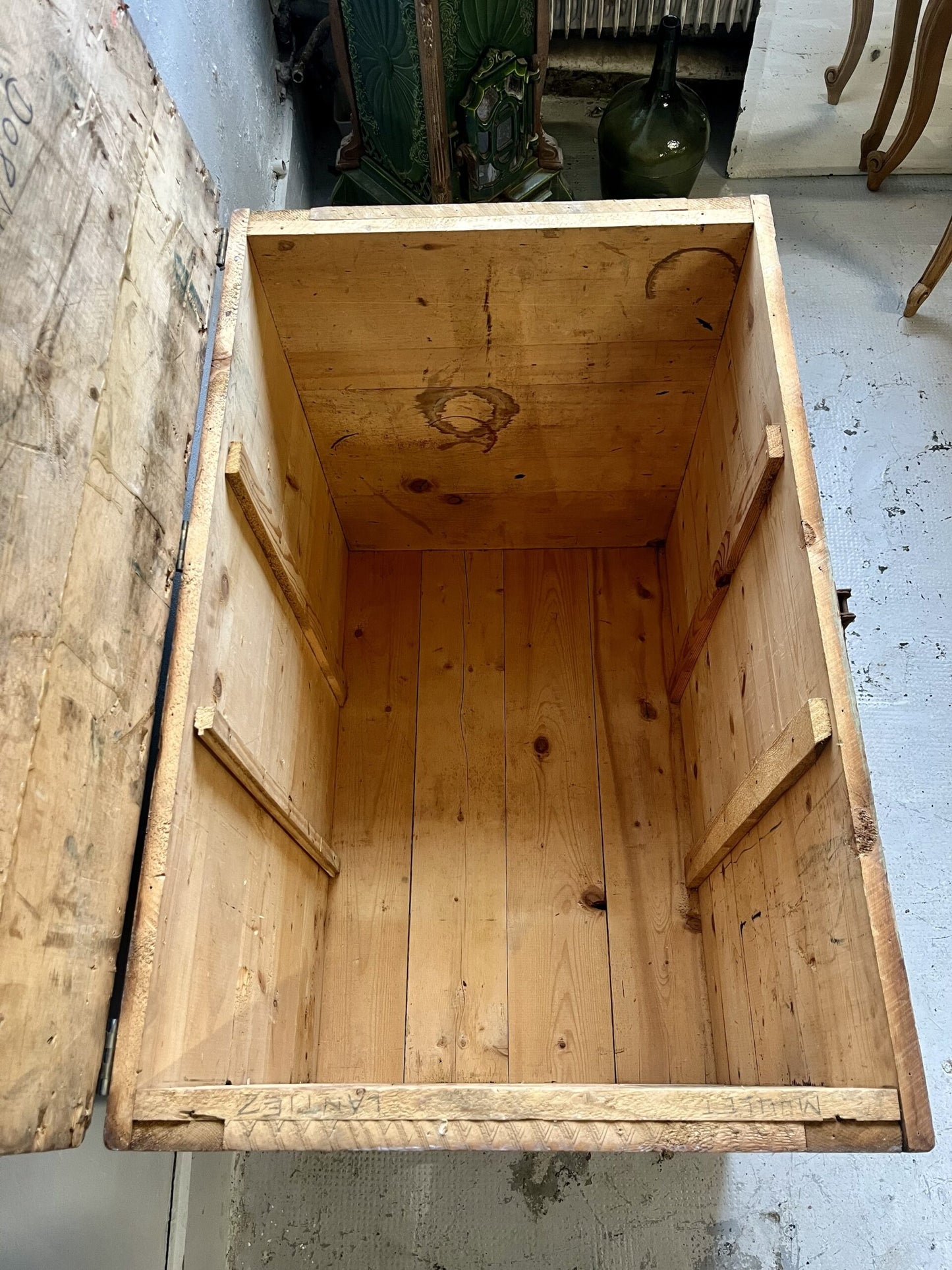 Caisse militaire américaine vintage