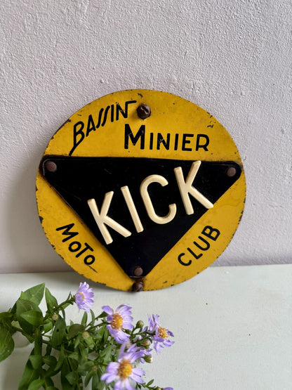 Plaque émaillée jaune et noir KICK