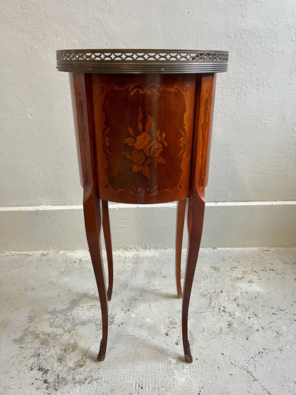 Guéridon en marqueterie