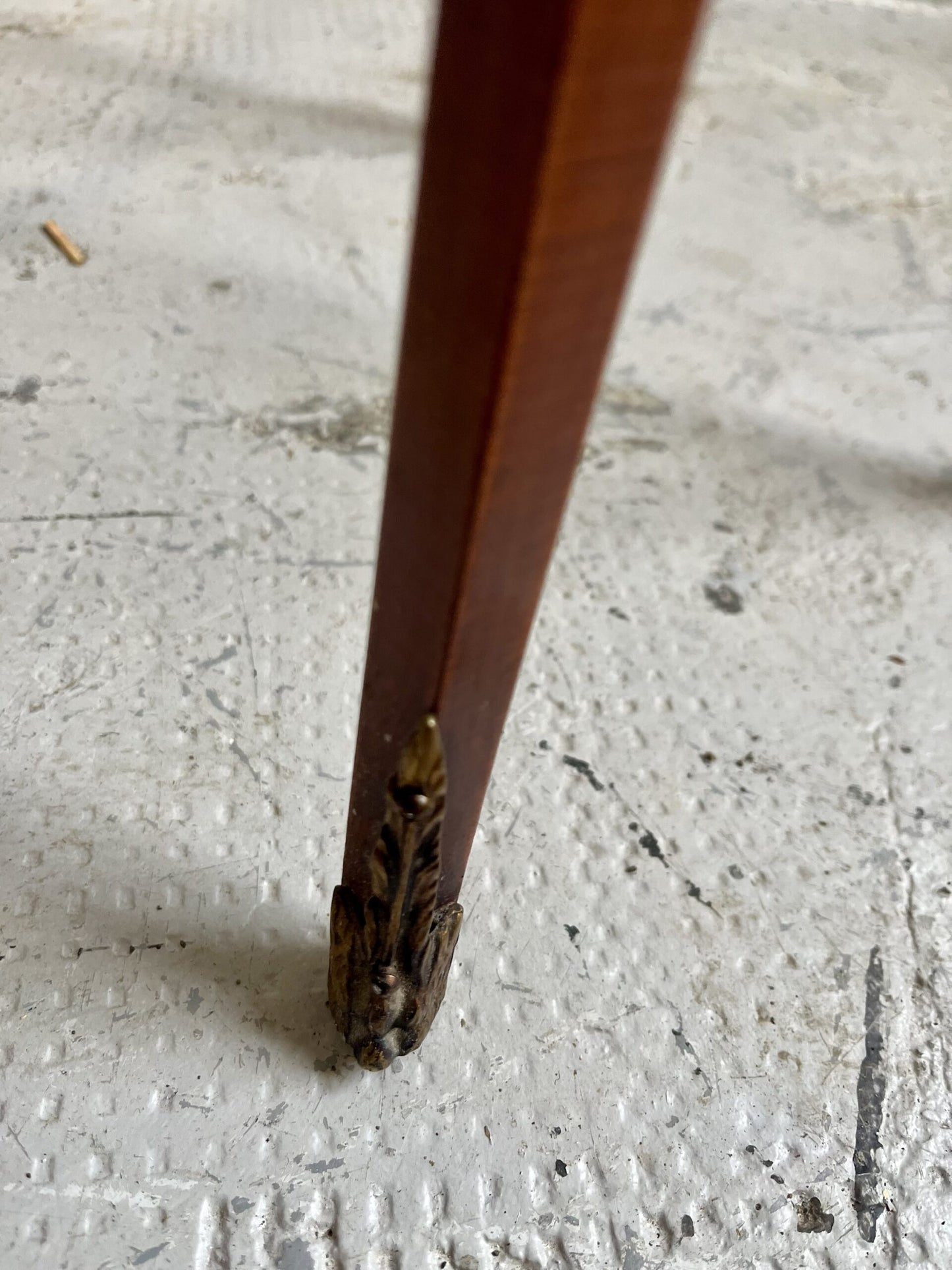 Guéridon en marqueterie