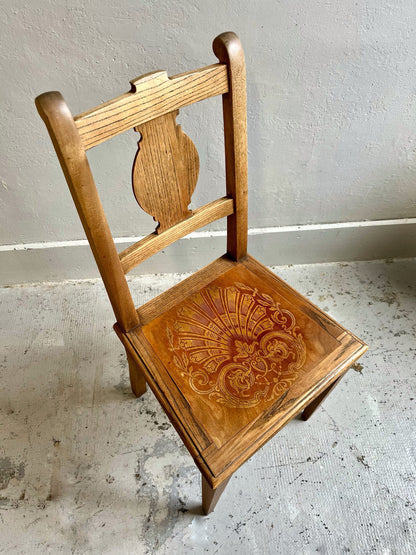 Chaises assises décorées/ lot de 2  Meubles Patine