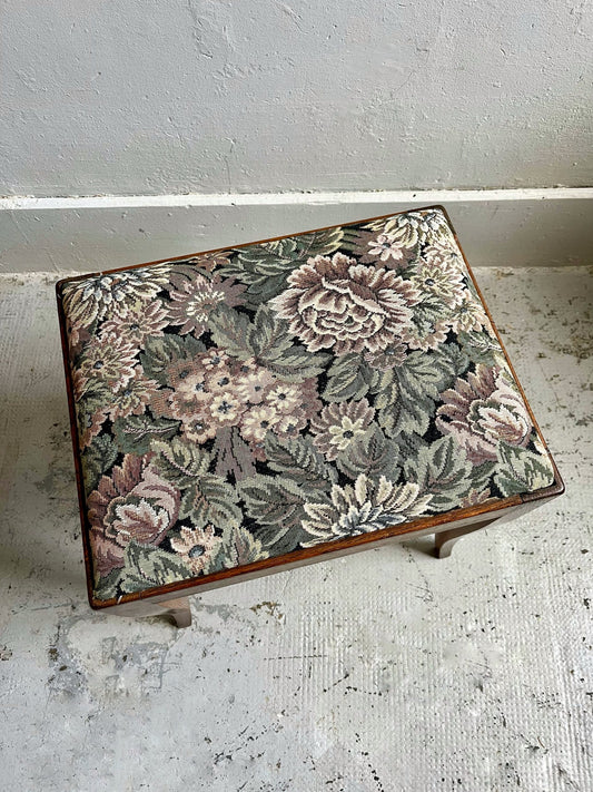 Tabouret assise fleurie