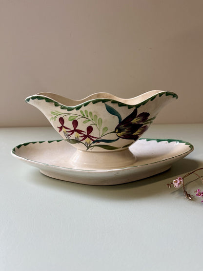 Saucière en faïence Saint-Amand