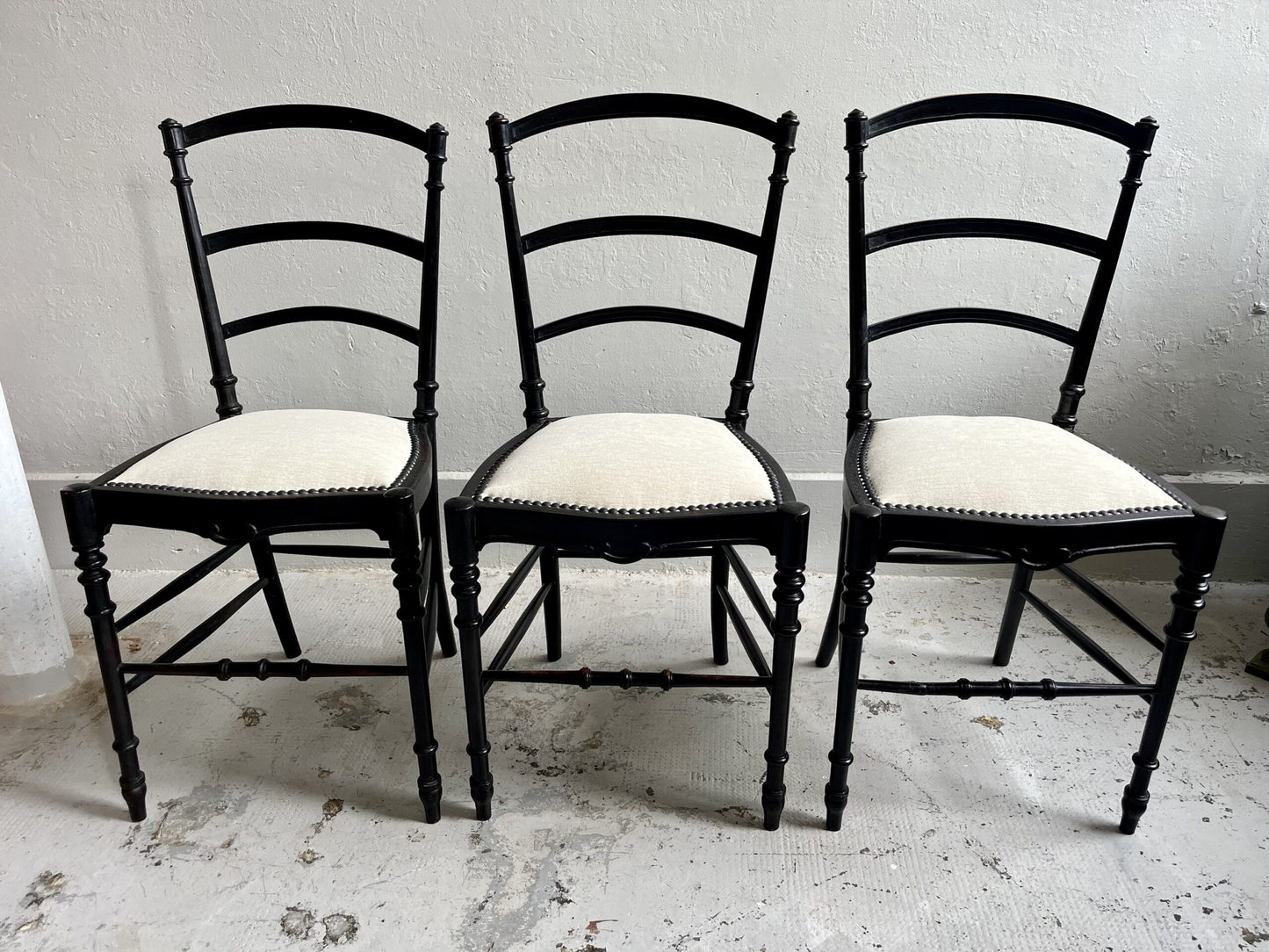 Chaises Napoléon III retapissées  Meubles Patine