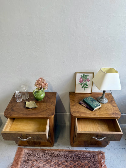 Paire de chevets vintage en bois