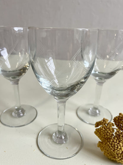 Lot de 3 verres à vin