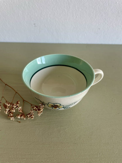 7 tasses à café St Amand Églantine