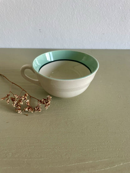 7 tasses à café St Amand Églantine