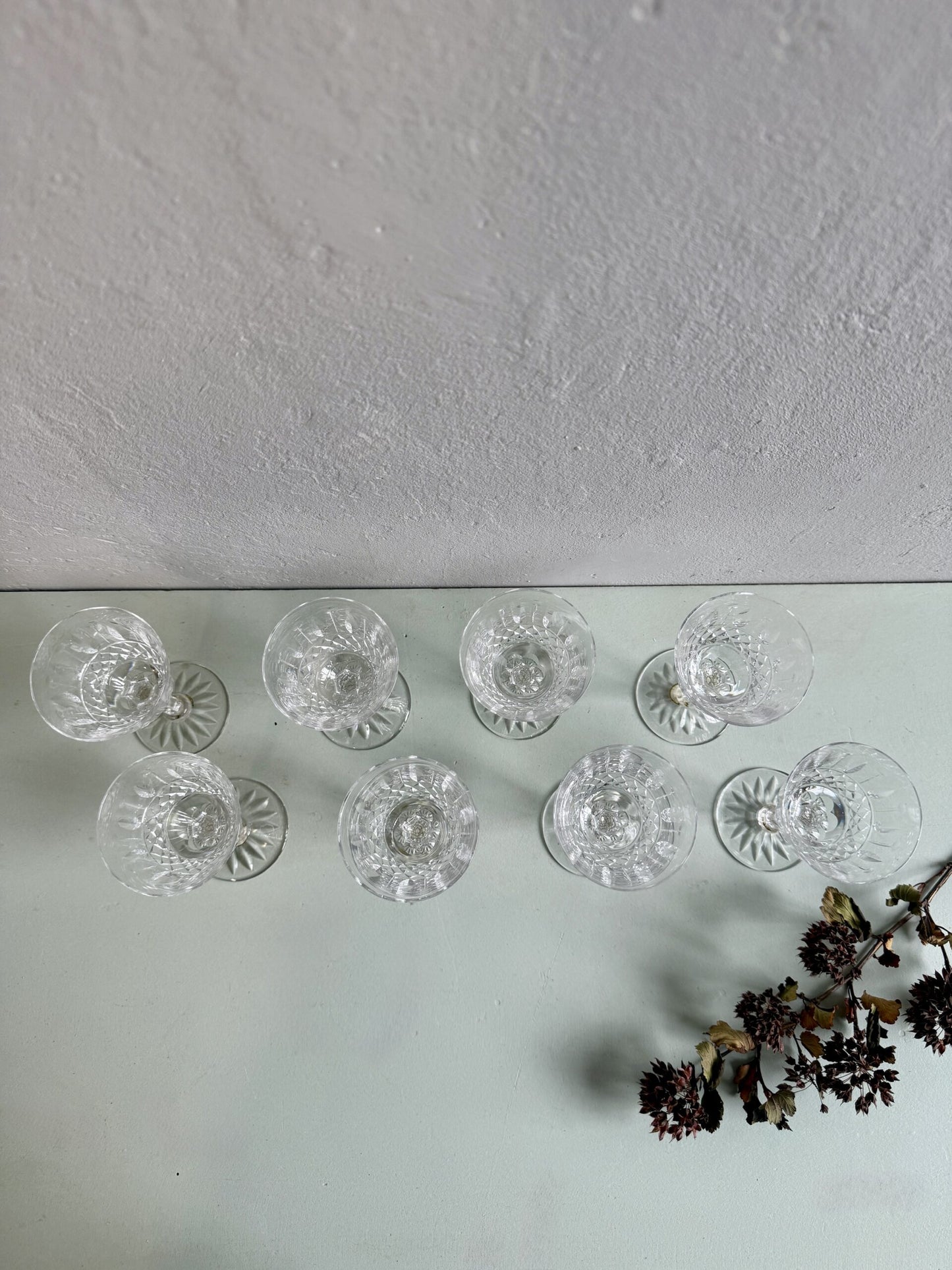Verres à pieds en cristal ciselé - lot de 8