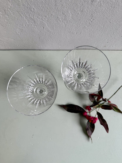 Verres à pied en cristal ciselé - lot de 2