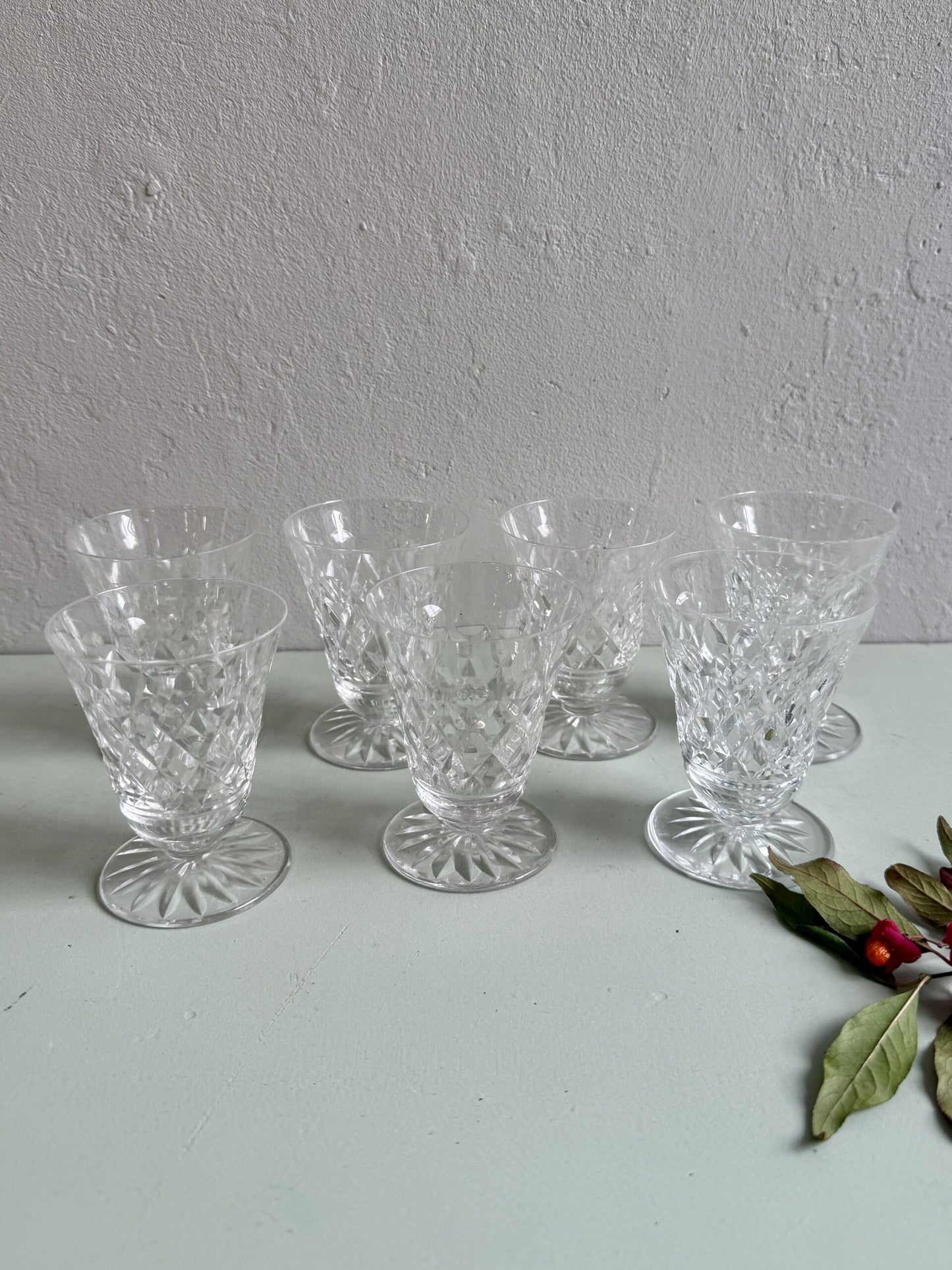 Verres à pieds en cristal ciselé - lot de 7