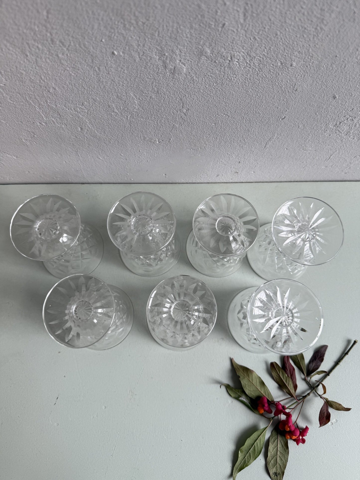 Verres à pieds en cristal ciselé - lot de 7