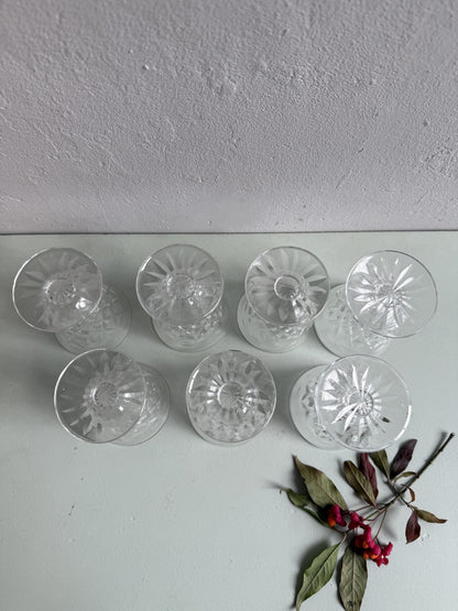 Verres à pieds en cristal ciselé - lot de 7