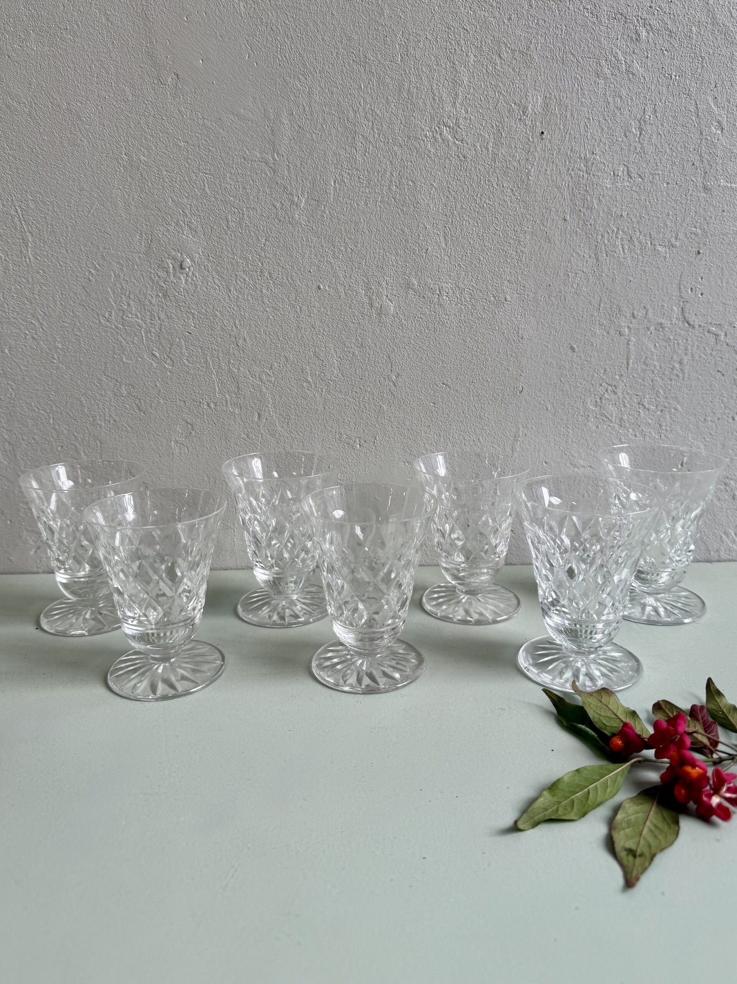 Verres à pieds en cristal ciselé - lot de 7