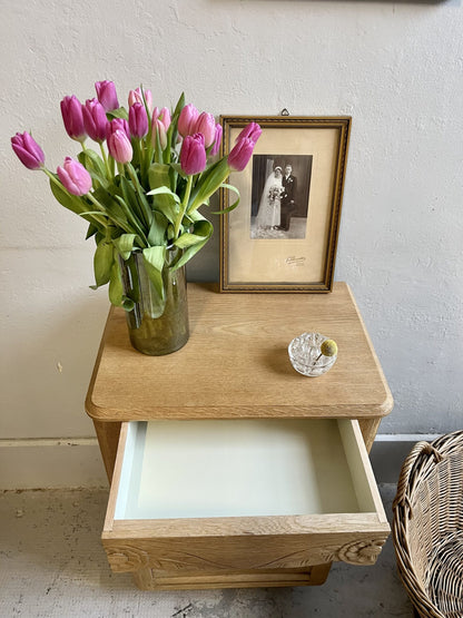 Chevet art déco tiroir gravé