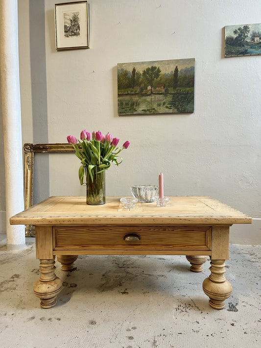 Table basse ancienne PTT