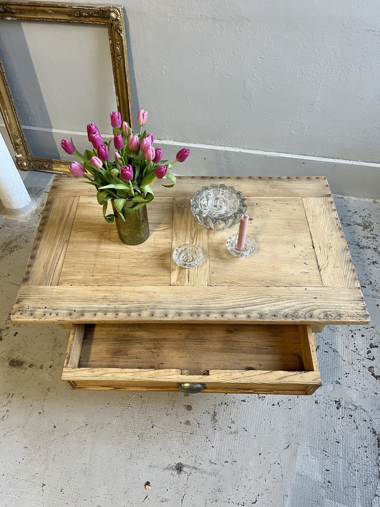 Table basse ancienne PTT