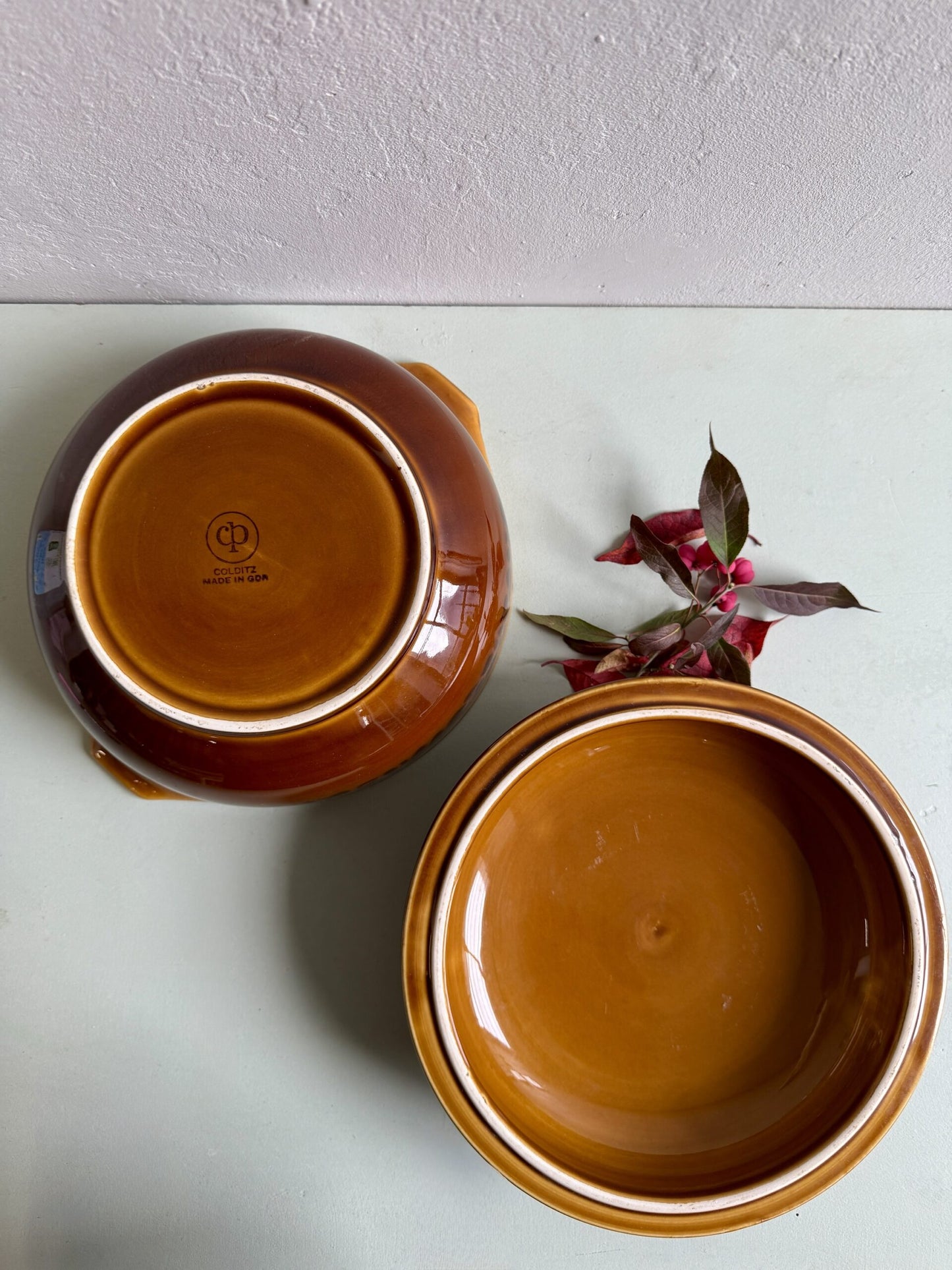 Faitout en céramique émaillée marron Colditz