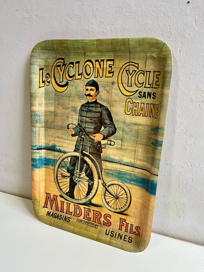 Grand Plateau "Le Cyclone"