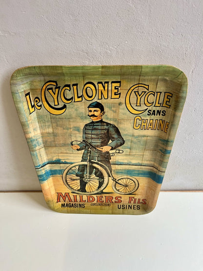 Grand Plateau "Le Cyclone"